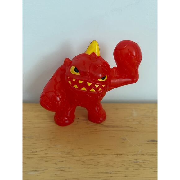 Skylanders 2014 Eruptor 3.5" McDonald's #2 Action Figure Skylanders Swap Force - Picture 2 of 5
